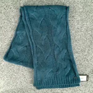 NWT Nine West Cable Knit Scarf